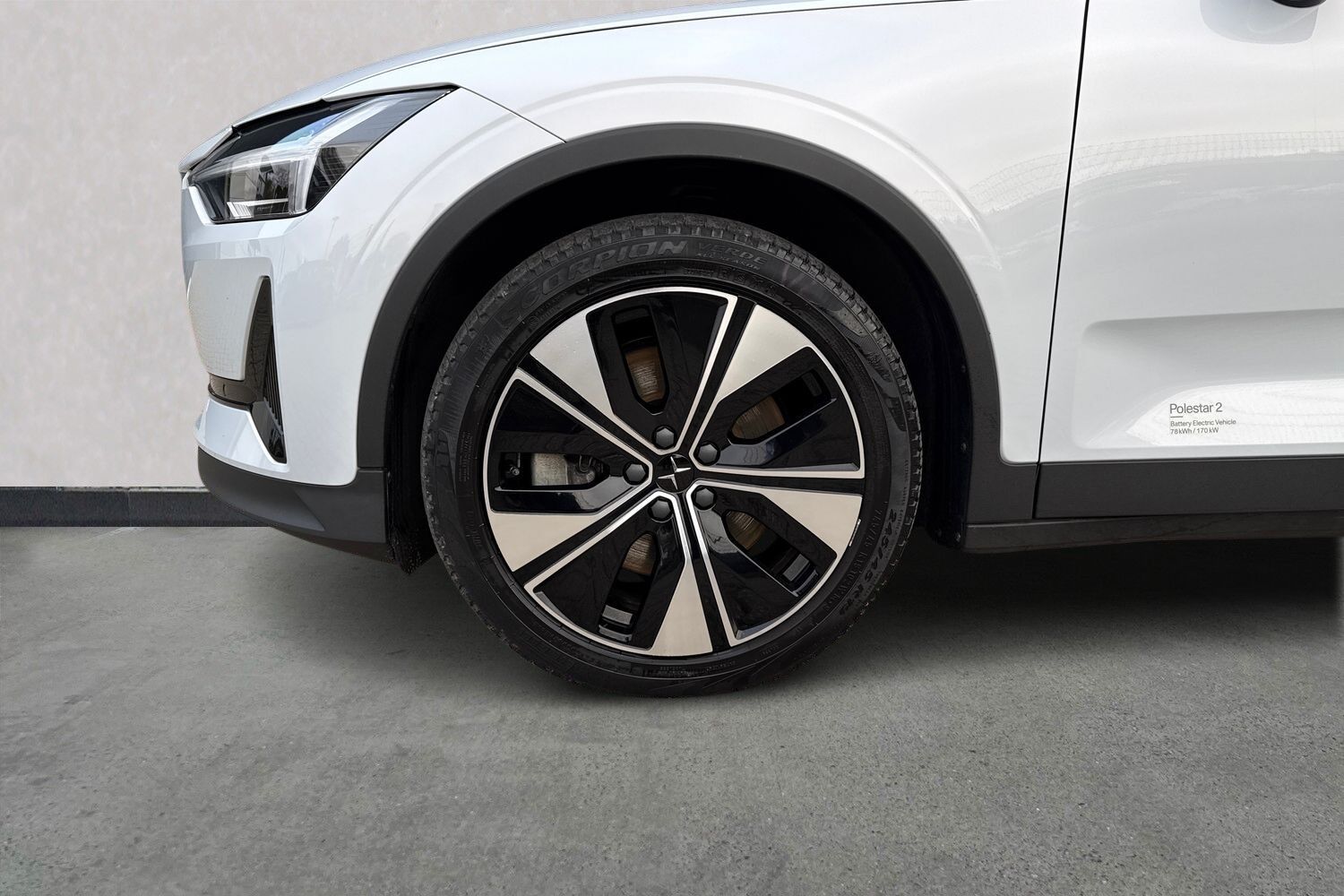 Billede af Polestar 2 EL Long Range Single motor Plus 231HK 5d Aut.