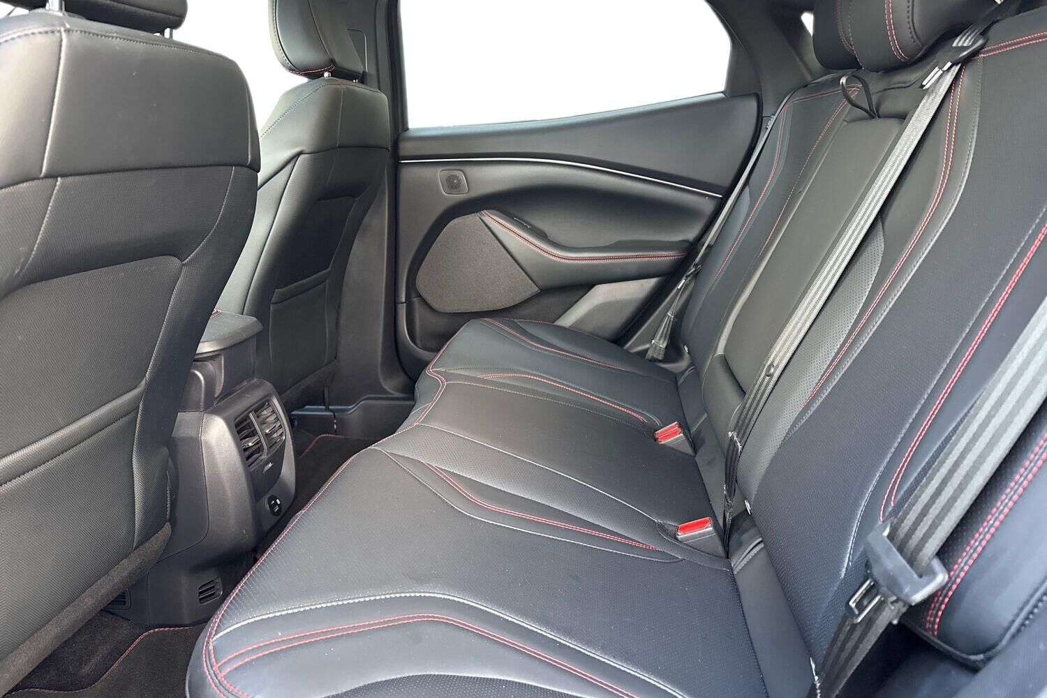 Billede af Ford Mustang Mach-E EL SR Premium AWD 269HK 5d Aut.