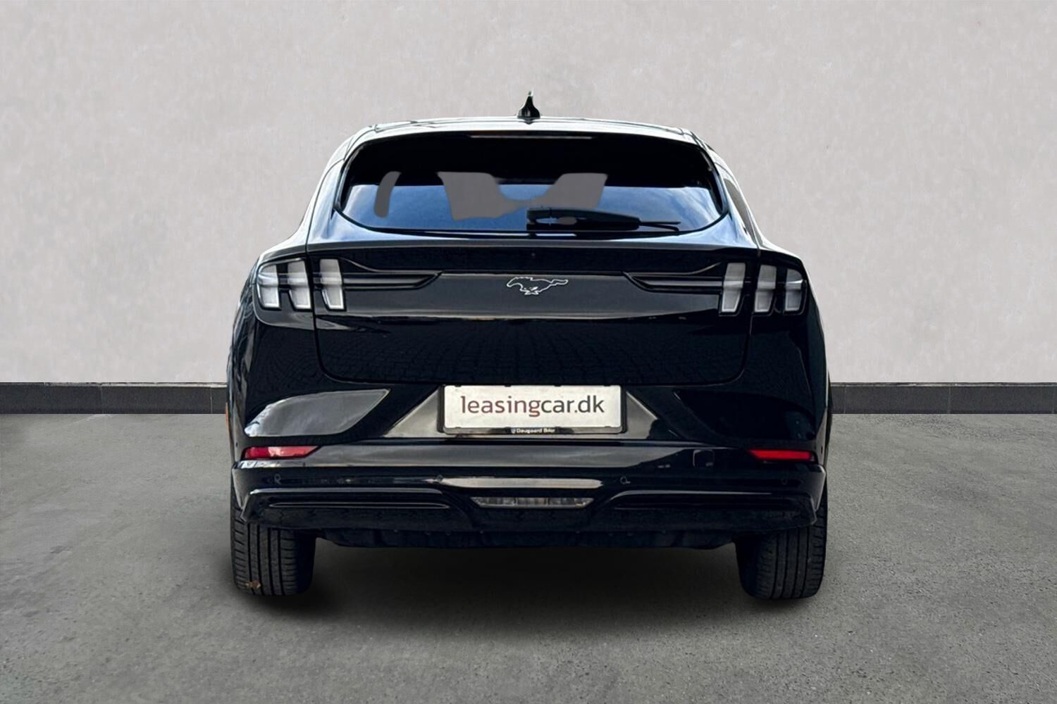 Billede af Ford Mustang Mach-E EL SR Premium AWD 269HK 5d Aut.