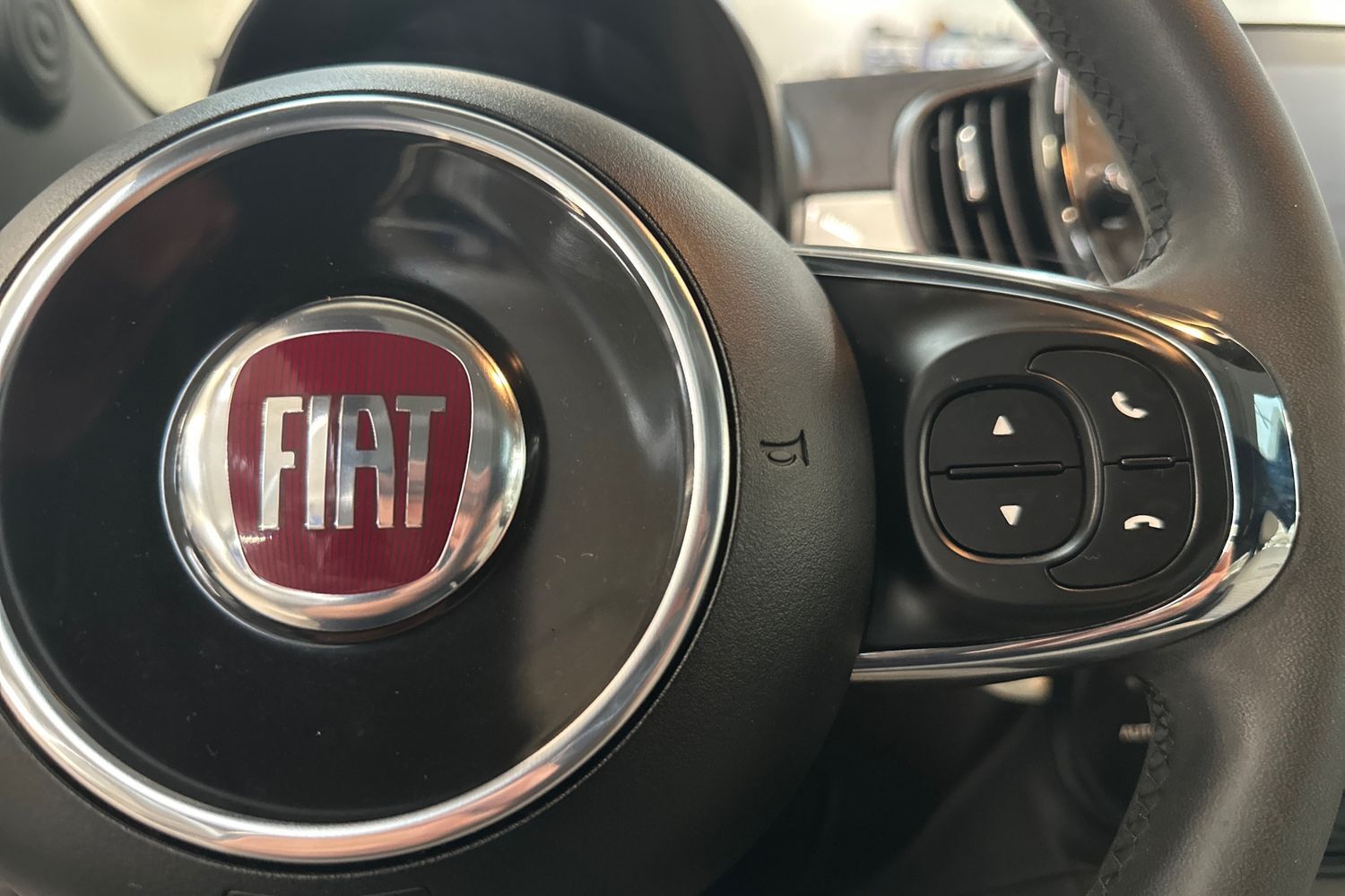Billede af Fiat 500 1,0 Mild hybrid DolceVita Pack 70HK 3d 6g
