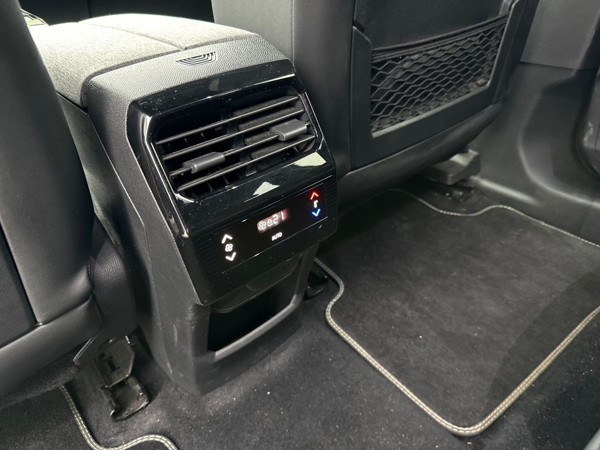 Billede af Peugeot e-5008 EL GT Pack 210HK 5d Aut.
