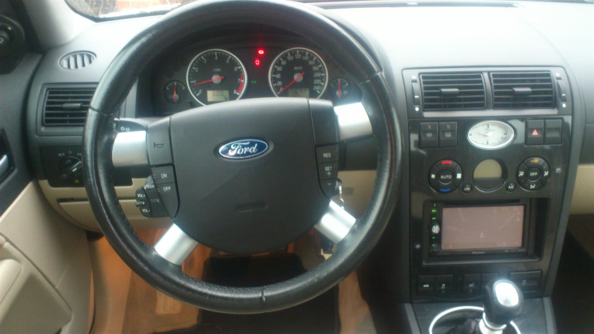 Billede af Ford Mondeo 1,8 Ambiente 125HK