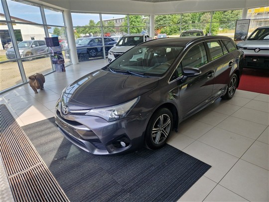 Toyota Avensis Touring Sports 1,6 VVT-I T1 132HK Stc 6g