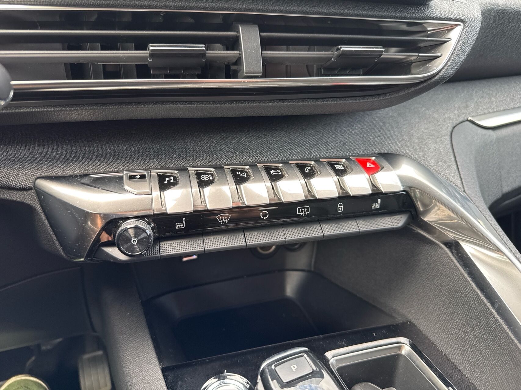 Billede af Peugeot 3008 1,6 PureTech  Plugin-hybrid Allure Pack EAT8 225HK 5d 8g Aut.