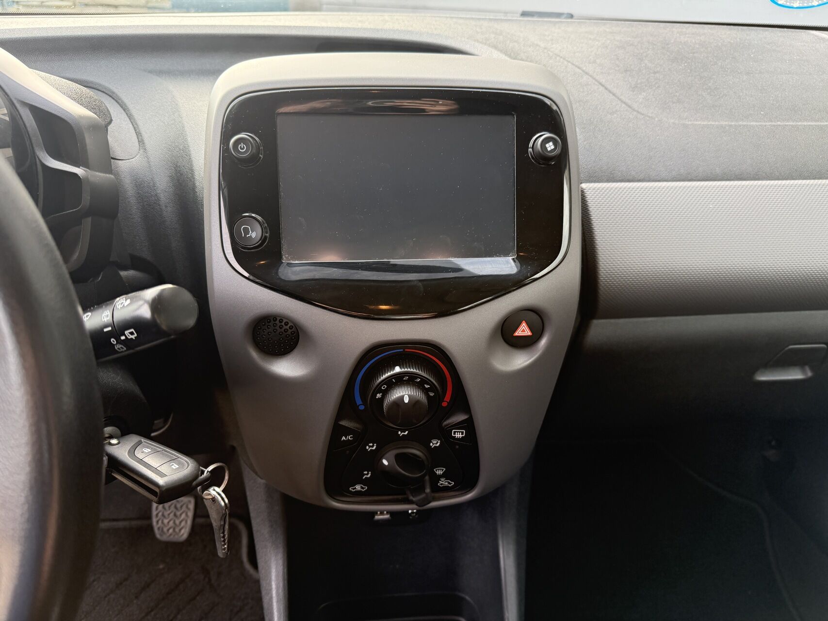 Billede af Peugeot 108 1,0 e-Vti Prime 72HK 5d