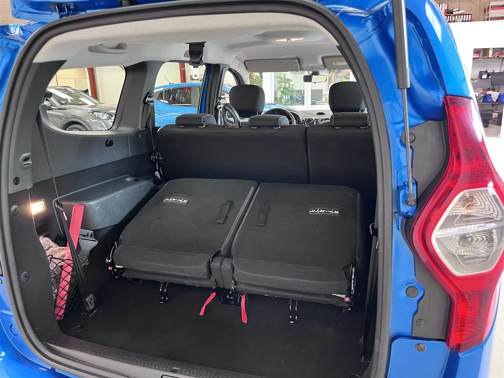 Billede af Dacia Lodgy 7 Sæder 1,5 Blue dCi Stepway Start/Stop 95HK 6g