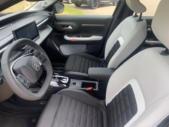 Billede af Citroën C3 Aircross 1,2 Hybrid Max e-DCS6 145HK 5d 6g Aut.