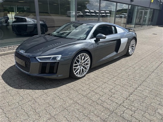Audi R8 5,2 V10 Plus FSI Quattro S Tron 610HK 2d 7g Aut.