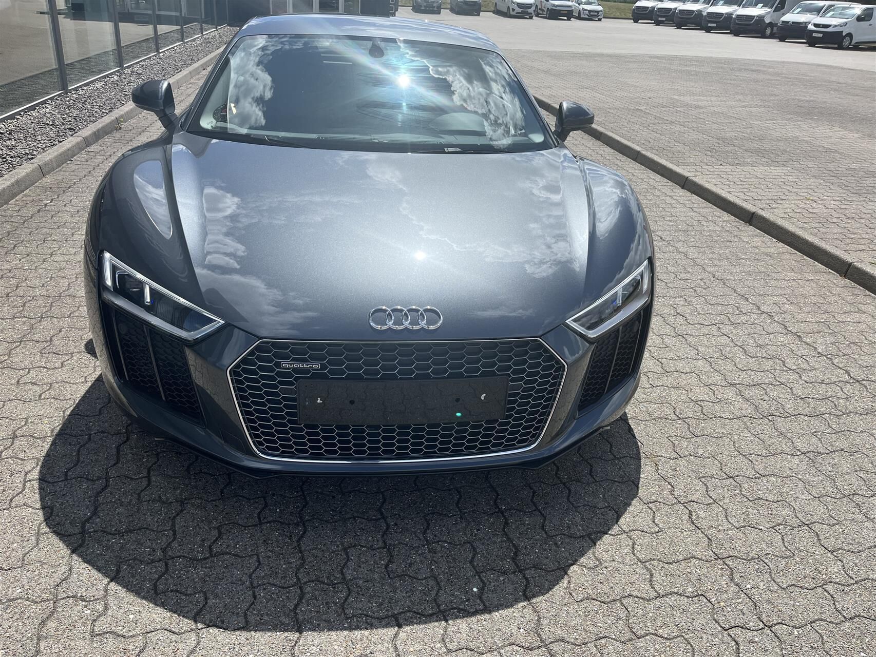 Billede af Audi R8 5,2 V10 Plus FSI Quattro S Tron 610HK 2d 7g Aut.