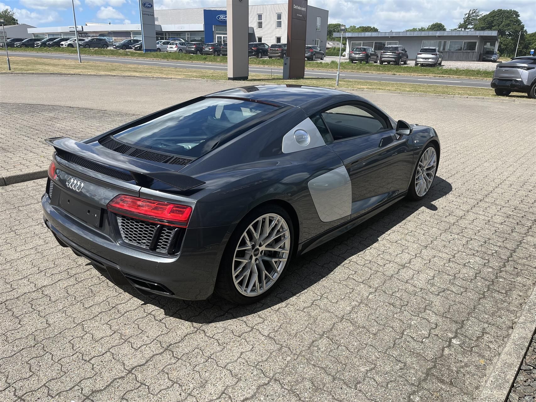 Billede af Audi R8 5,2 V10 Plus FSI Quattro S Tron 610HK 2d 7g Aut.