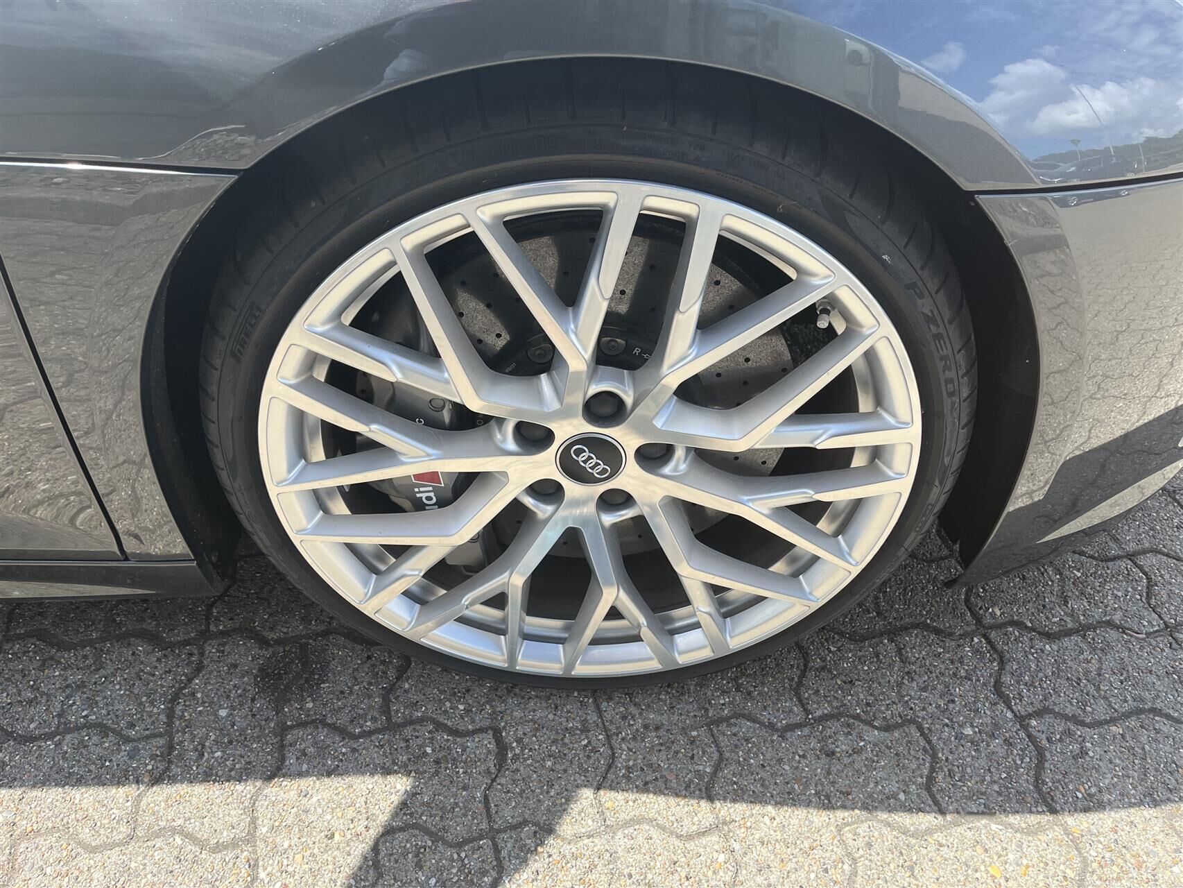Billede af Audi R8 5,2 V10 Plus FSI Quattro S Tron 610HK 2d 7g Aut.