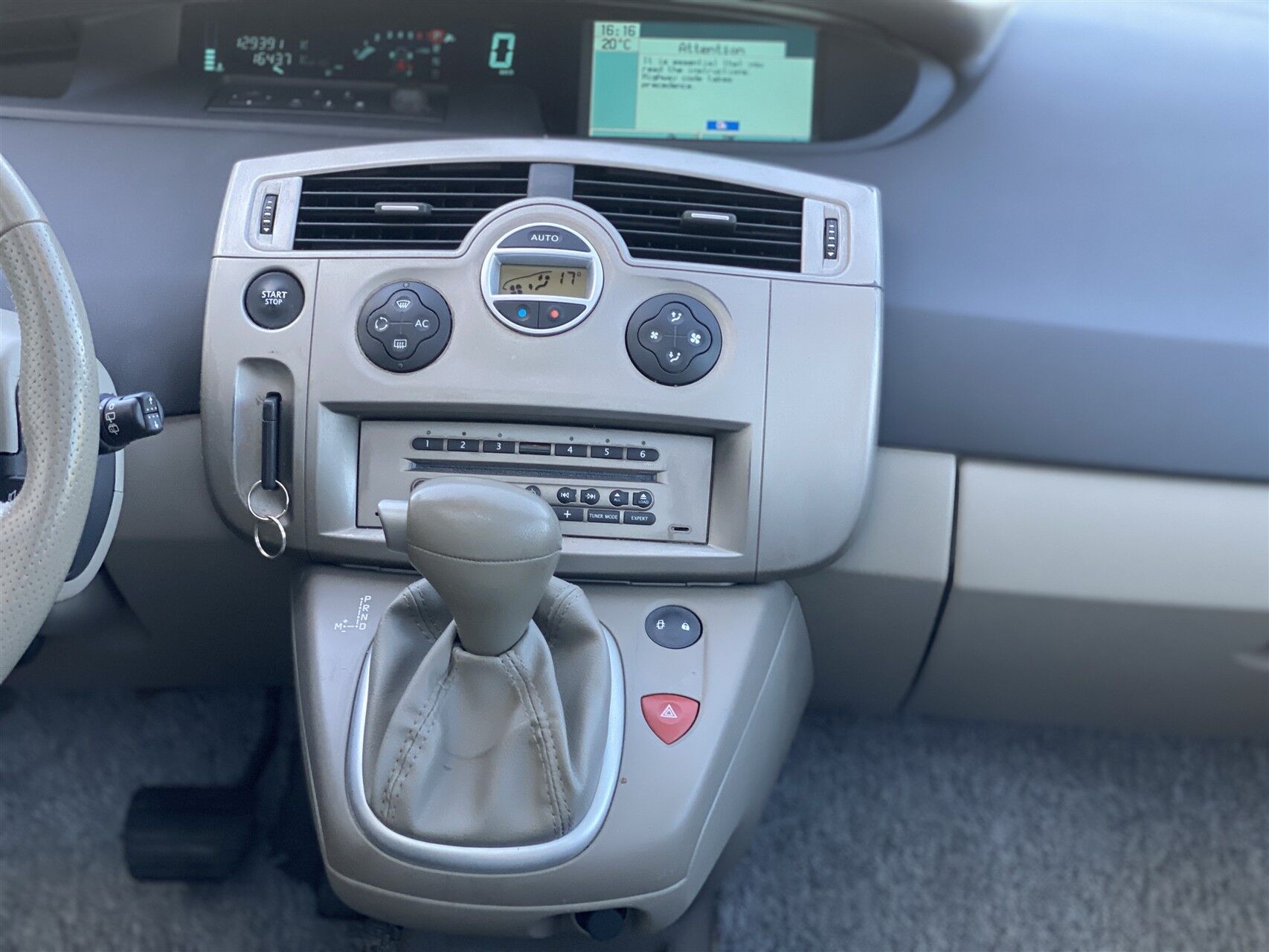 Billede af Renault Grand Scénic 2,0 16V Dynamique 140HK Aut.