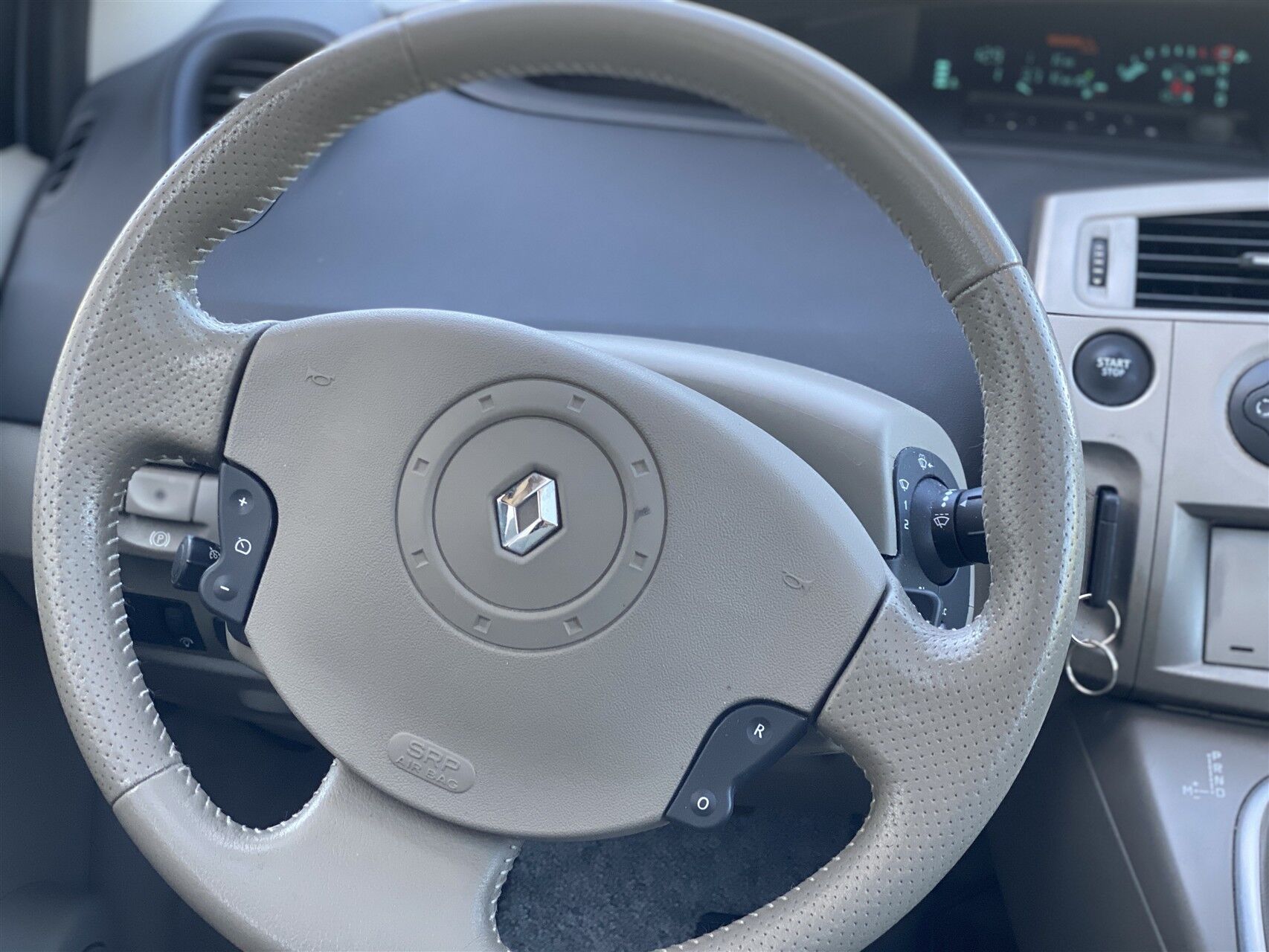 Billede af Renault Grand Scénic 2,0 16V Dynamique 140HK Aut.