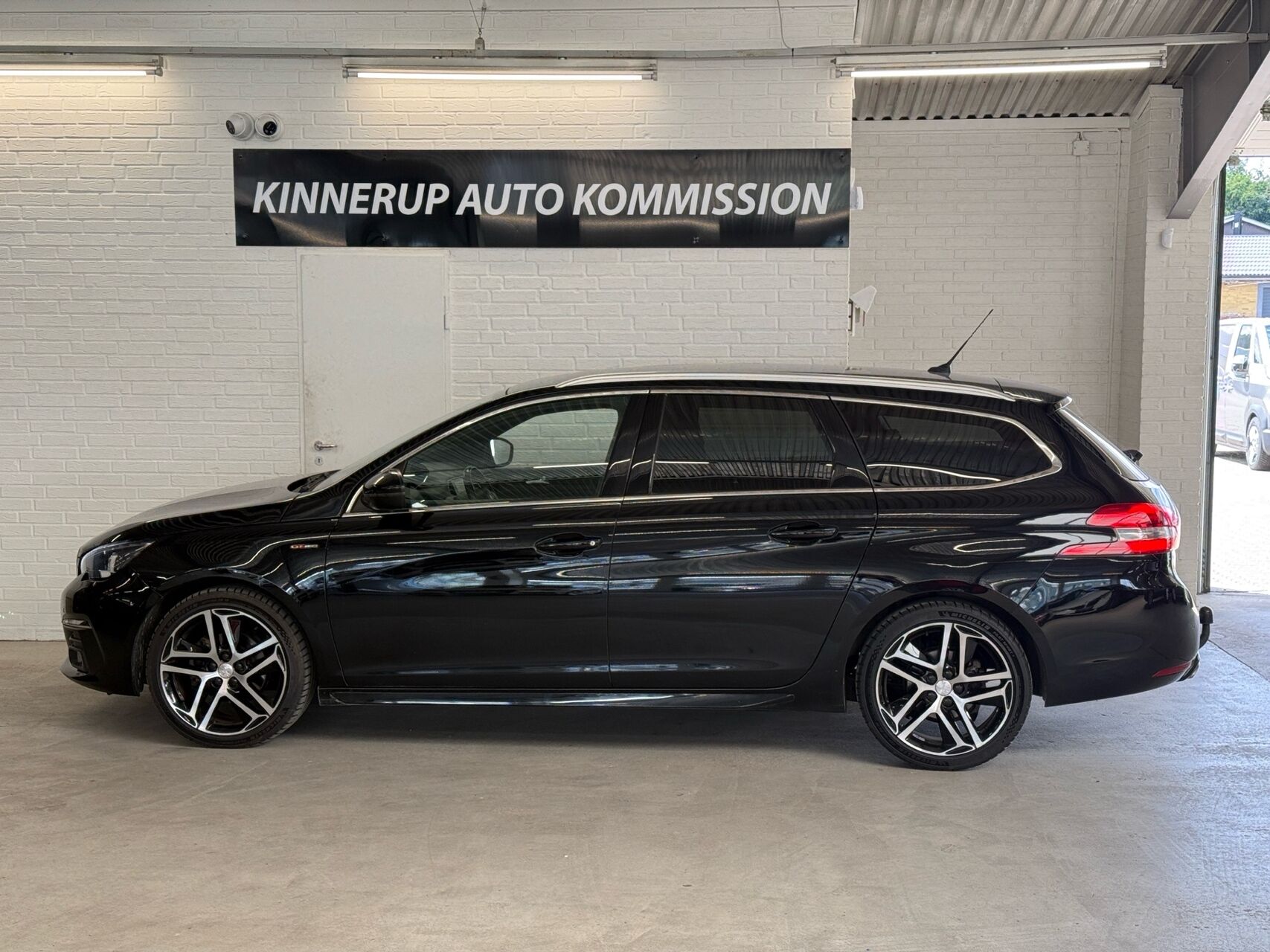Billede af Peugeot 308 SW 1,6 BlueHDi GT Line EAT6 120HK Stc 6g Aut.