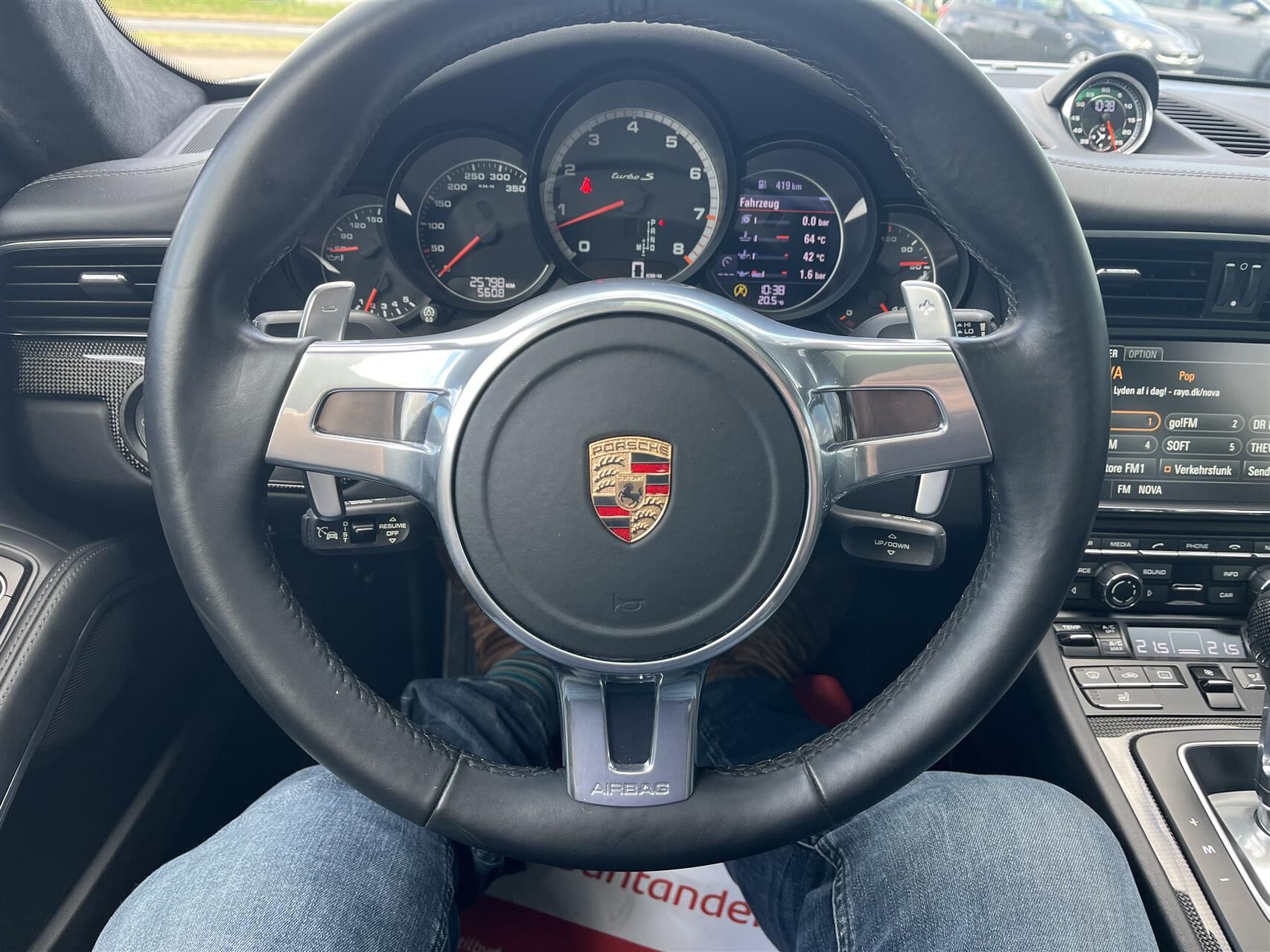 Billede af Porsche 911 Turbo S 3,8 4x4 560HK 2d 7g Aut.