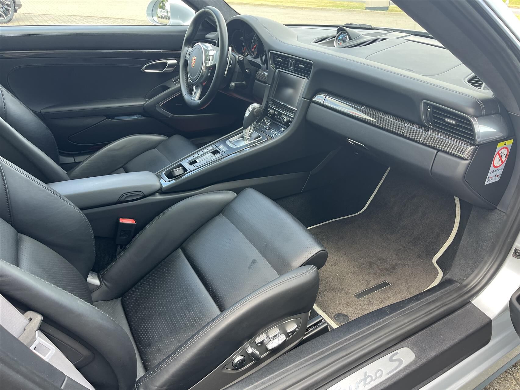 Billede af Porsche 911 Turbo S 3,8 4x4 560HK 2d 7g Aut.