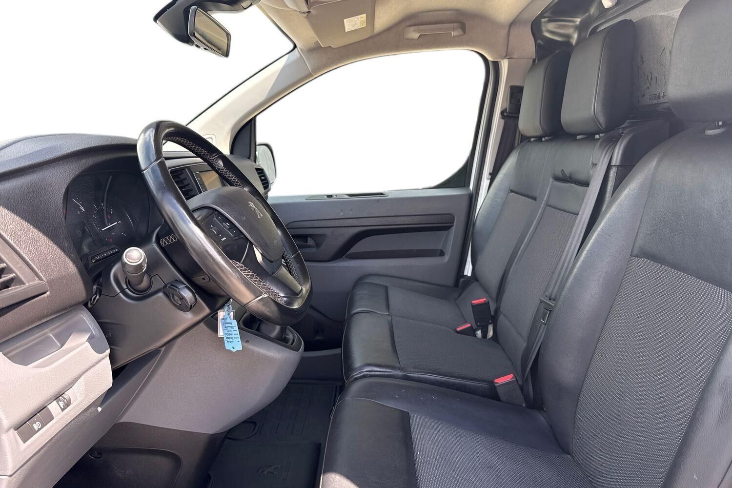 Billede af Peugeot Expert L3 2,0 BlueHDi Premium Pro 122HK Van 6g