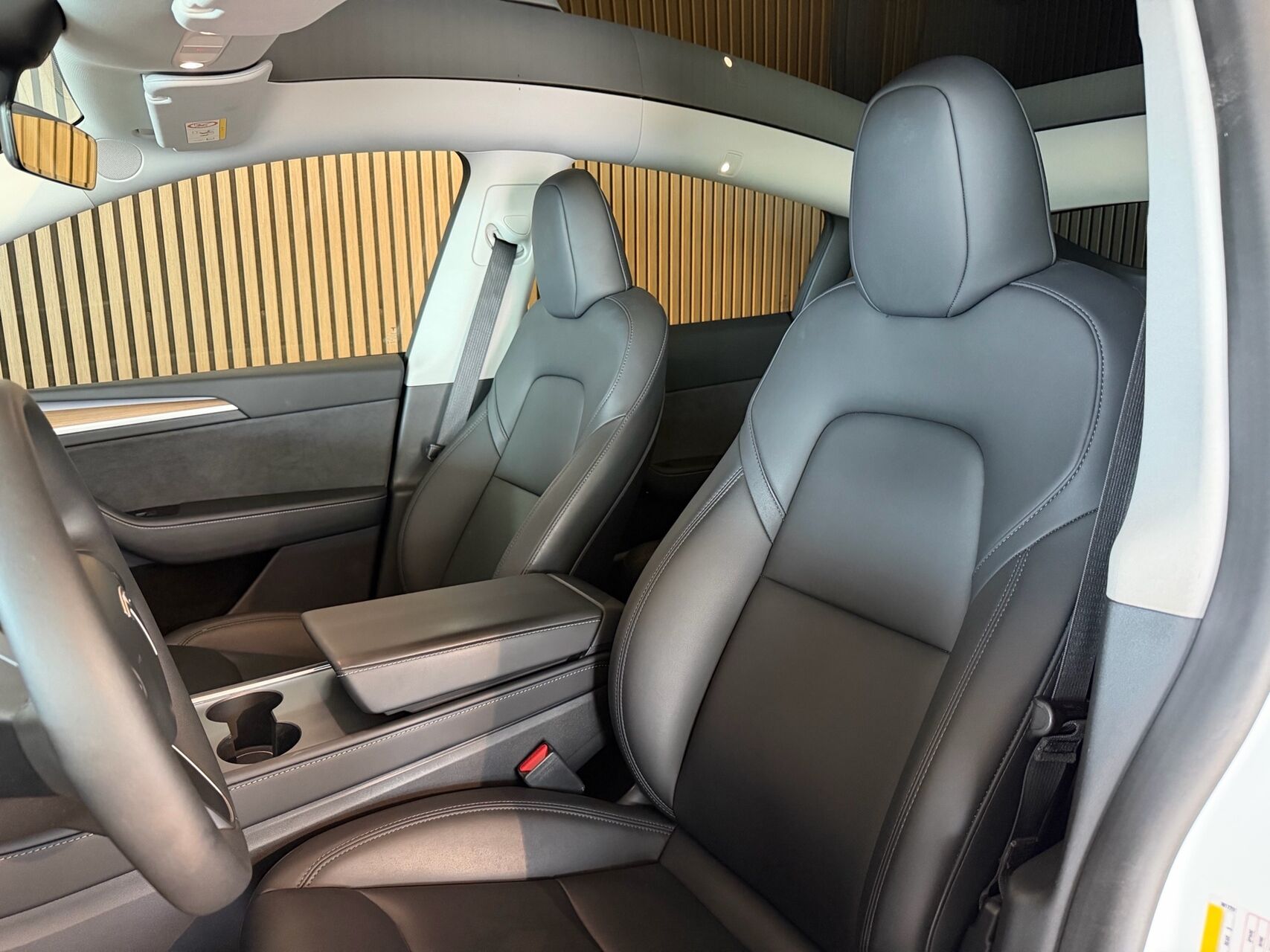 Billede af Tesla Model Y EL Long Range AWD 514HK 5d Aut.
