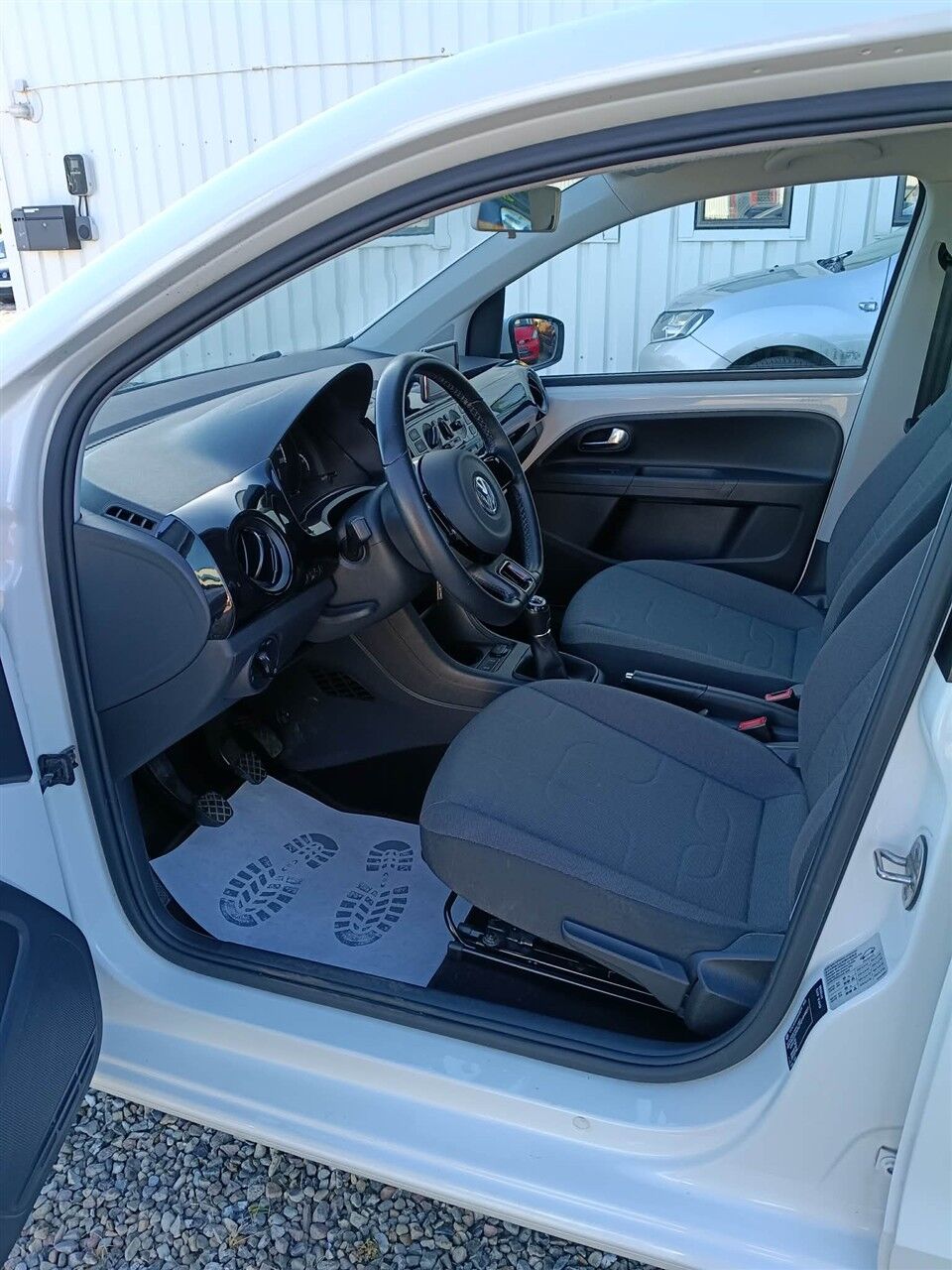 Billede af VW up 1,0 MPI BMT Move 60HK 5d
