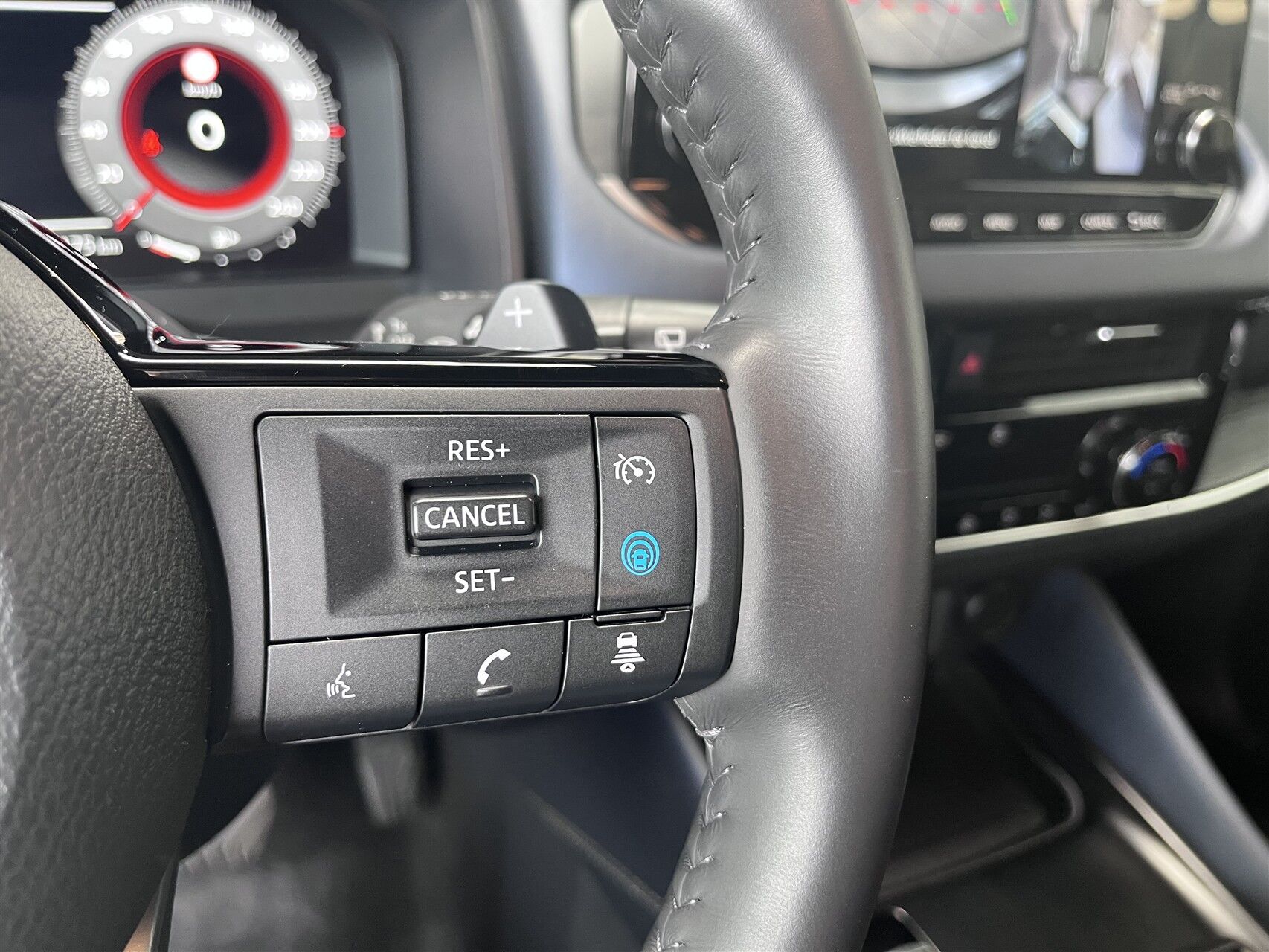 Billede af Nissan Qashqai 1,3 MHEV  Mild hybrid Tekna X-Tronic 158HK 5d 7g Aut.