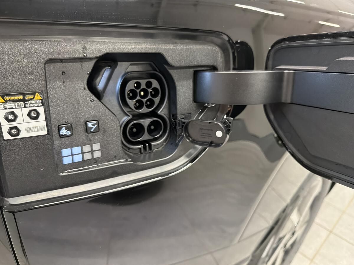 Billede af Hyundai Ioniq 9 7 Sæder Electric 110,3 kWh 4WD 303HK 5d Aut.
