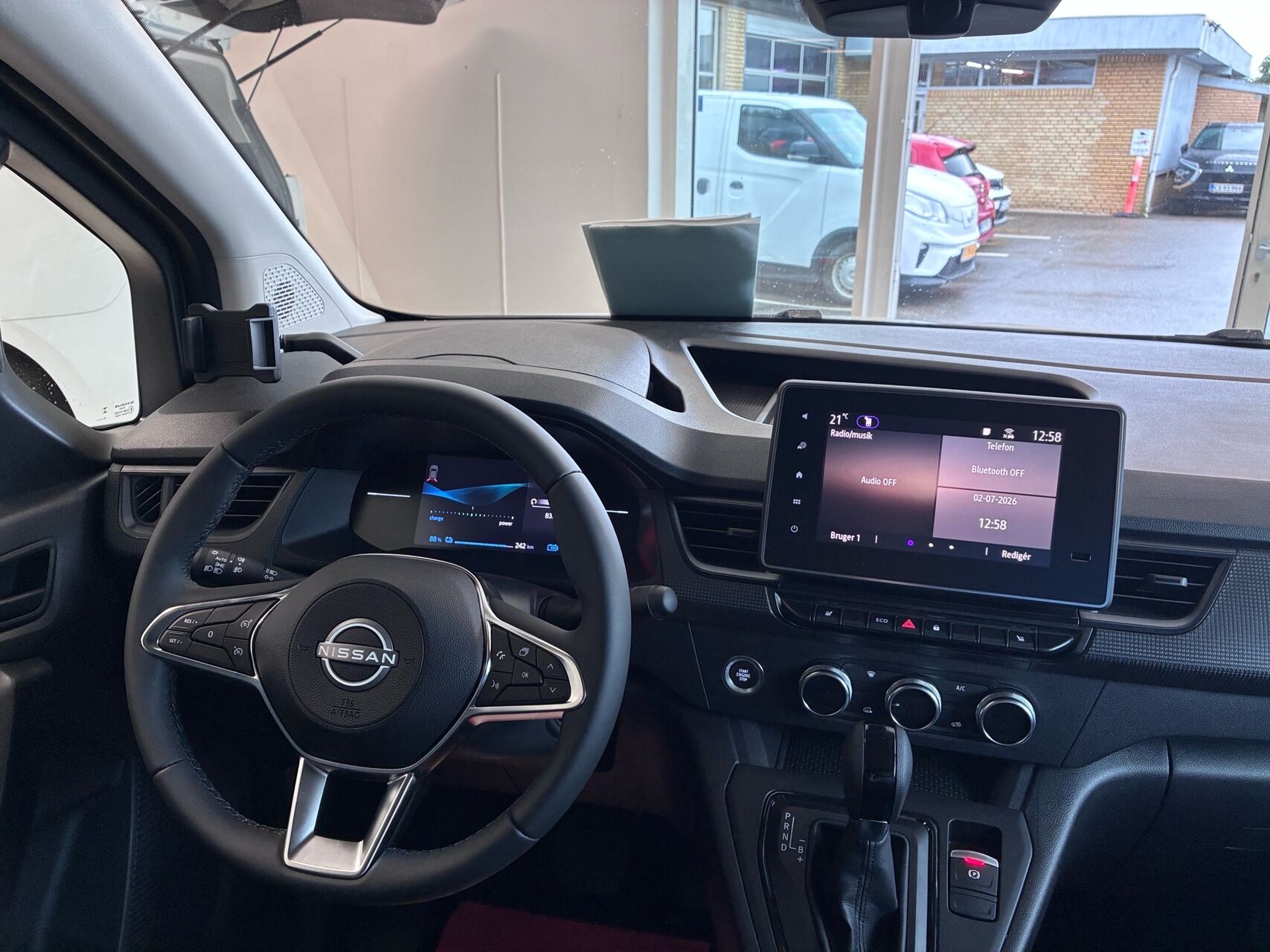 Billede af Nissan Townstar Van Electric 45KWH L2 N-Connecta Blind FD + Blind D