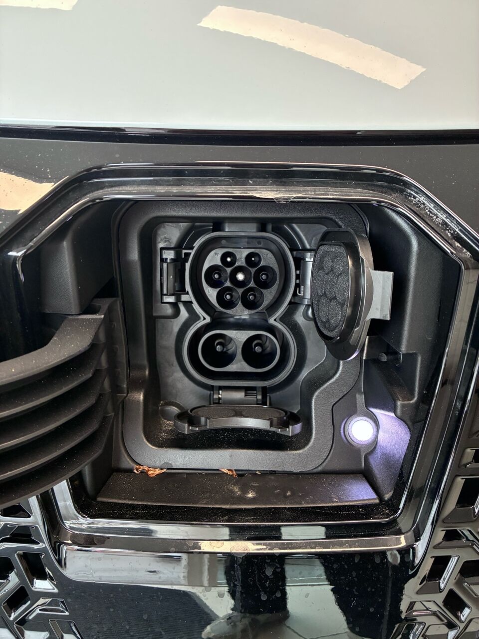 Billede af Nissan Townstar Van Electric 45KWH L2 N-Connecta Blind FD + Blind D