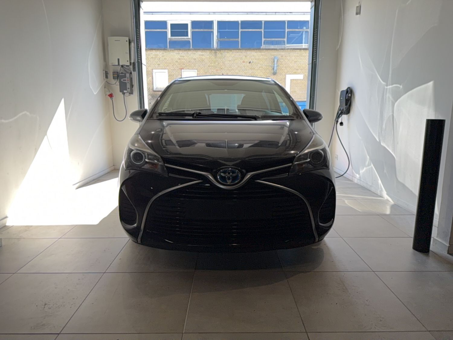 Billede af Toyota Yaris 1,5 Hybrid H2 E-CVT 100HK 5d Trinl. Gear