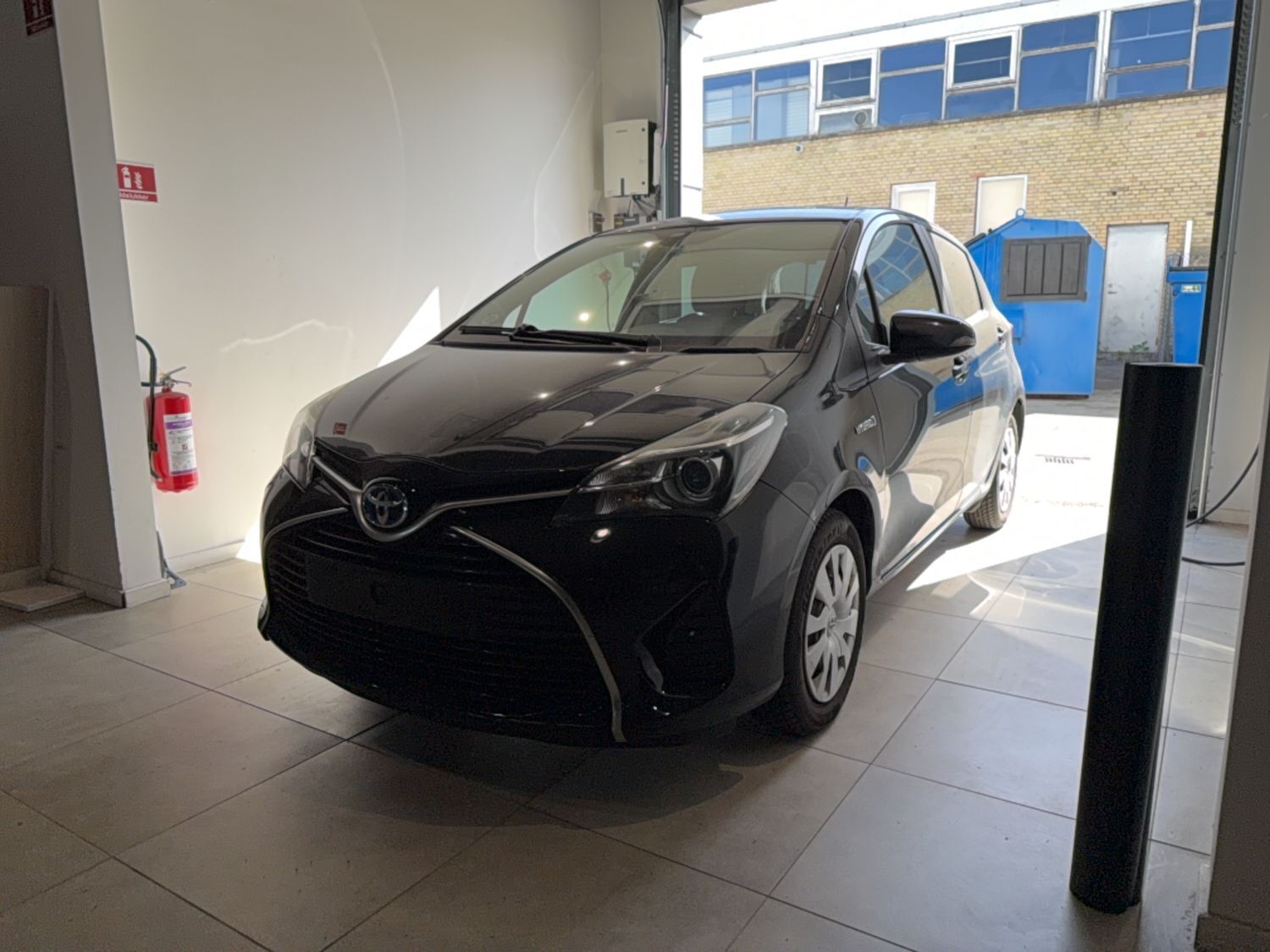 Billede af Toyota Yaris 1,5 Hybrid H2 E-CVT 100HK 5d Trinl. Gear