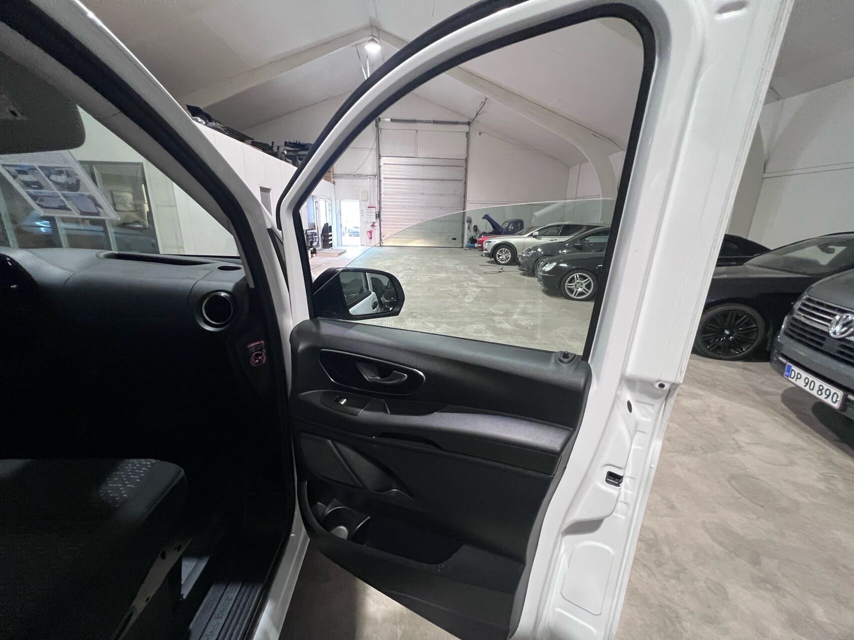 Billede af Mercedes-Benz Vito 114 A2 2,0 CDI RWD 9G-Tronic 136HK Van Aut.