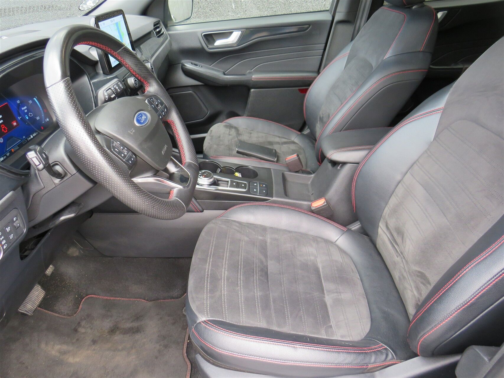Billede af Ford Kuga 2,5 Plugin-hybrid ST-Line X CVT 225HK 5d Trinl. Gear