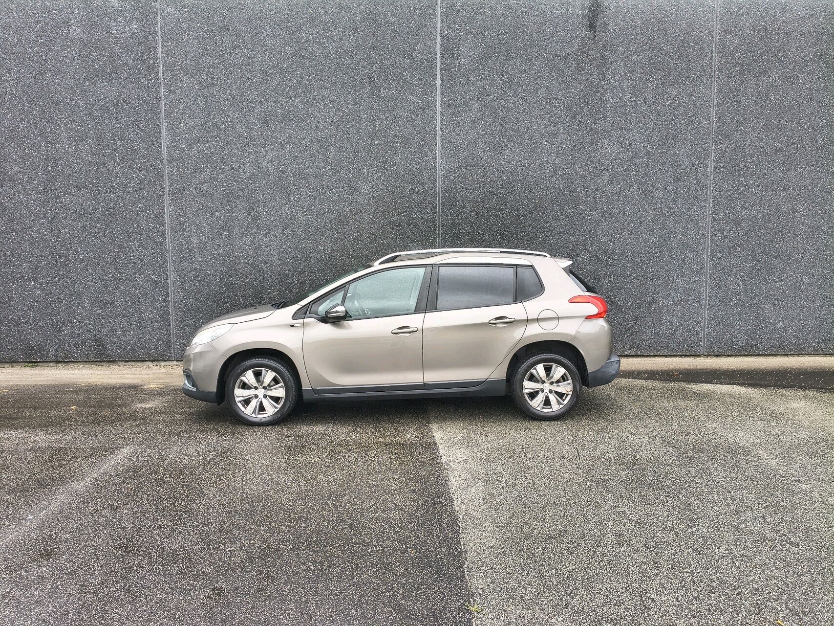 Billede af Peugeot 2008 1,2 VTi Active 82HK 5d