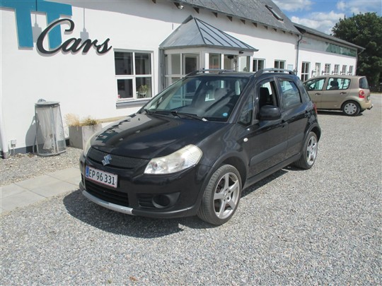 Suzuki Swift 1,5 99HK 5d