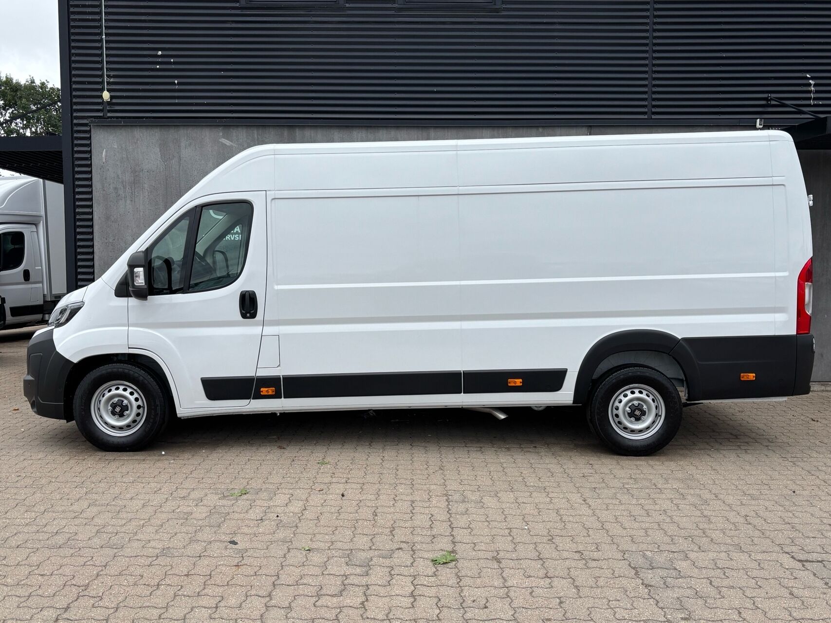 Billede af Fiat Ducato 35M L4H2 2,2 Multijet Comfort 180HK Van 8g Aut.