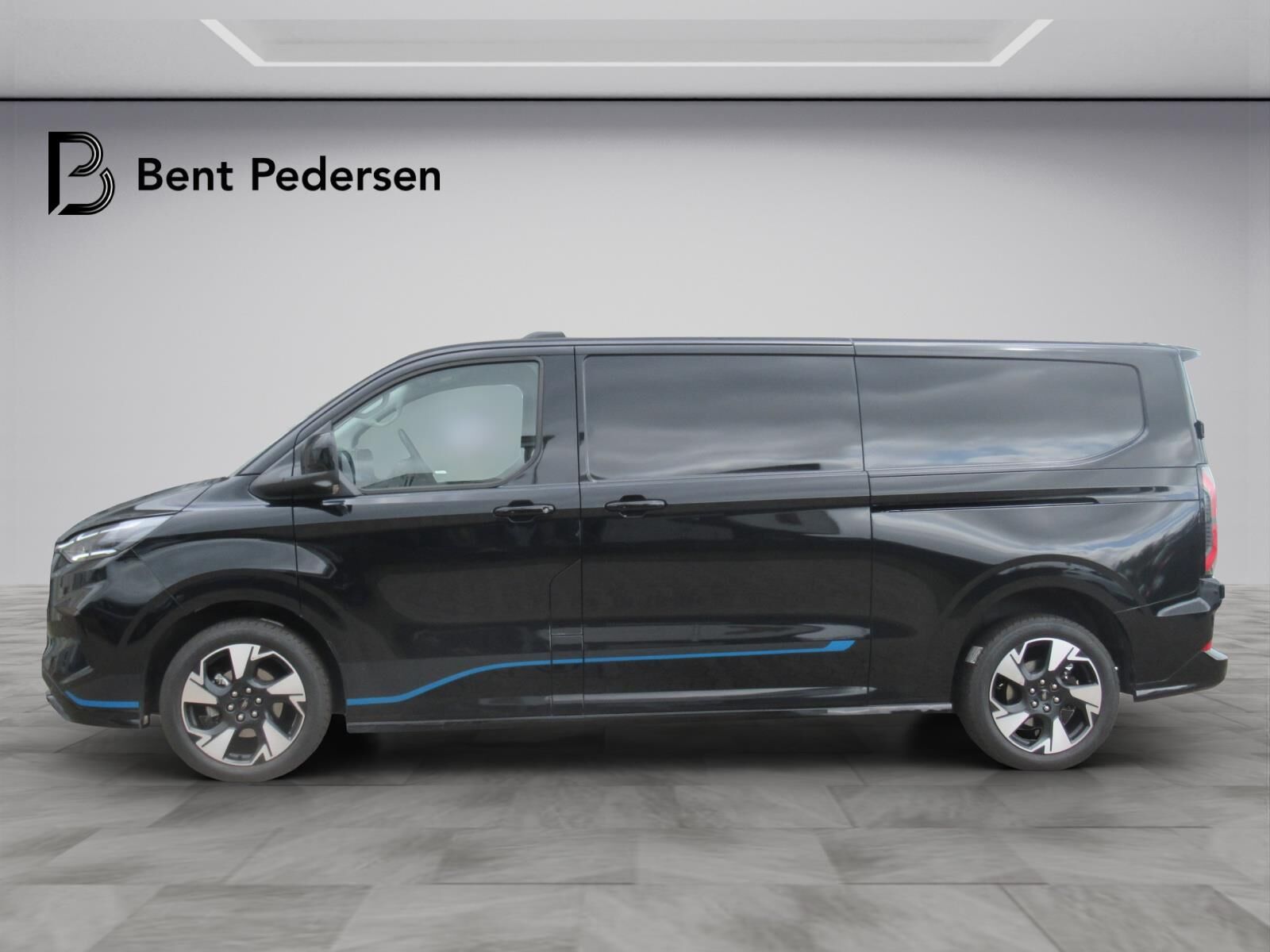 Billede af Ford Transit Custom 320 L2H1 2,0 EcoBlue Sport 170HK Van 8g Aut.