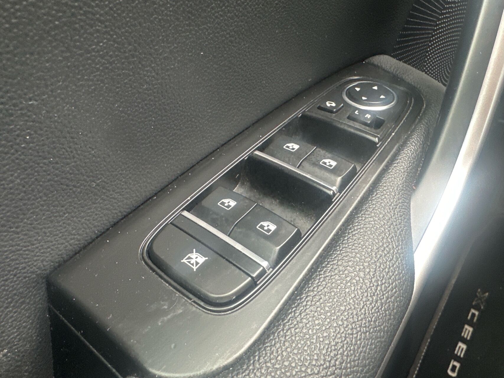 Billede af Kia XCeed 1,6 GDI  Plugin-hybrid Upgrade DCT 141HK 5d 6g Aut.