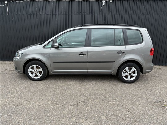 VW Touran 1,6 BlueMotion TDI Trendline 105HK 6g