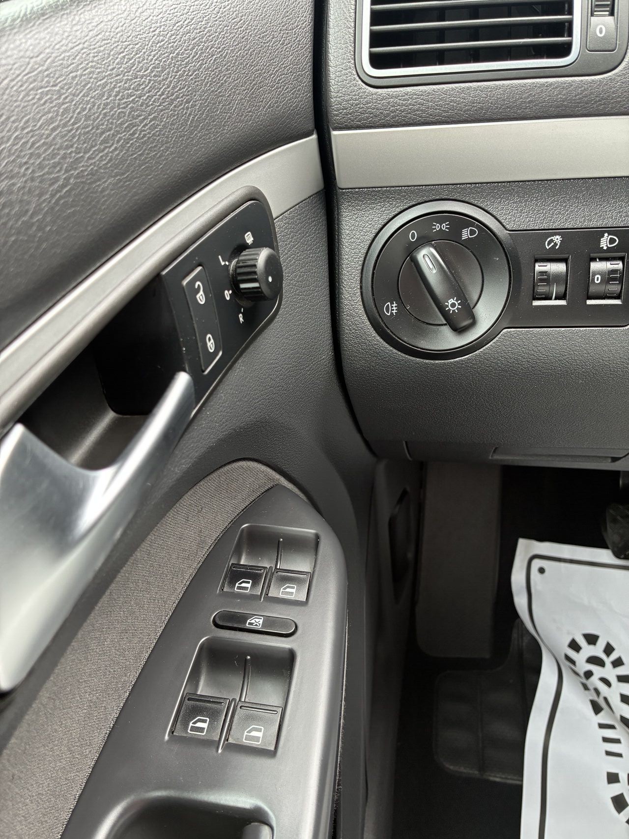 Billede af VW Touran 1,6 BlueMotion TDI Trendline 105HK 6g