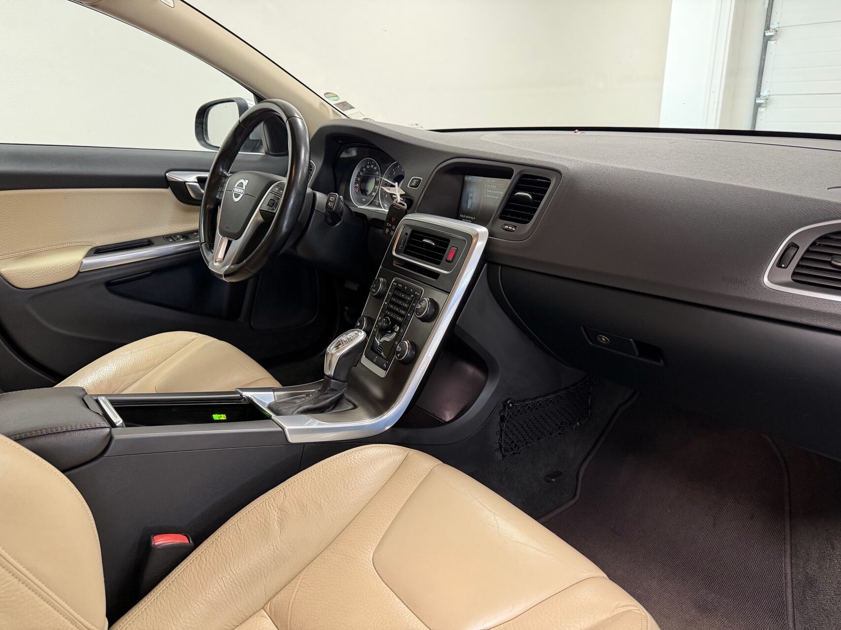 Billede af Volvo V60 2,0 D4 Momentum 163HK Stc 6g Aut.