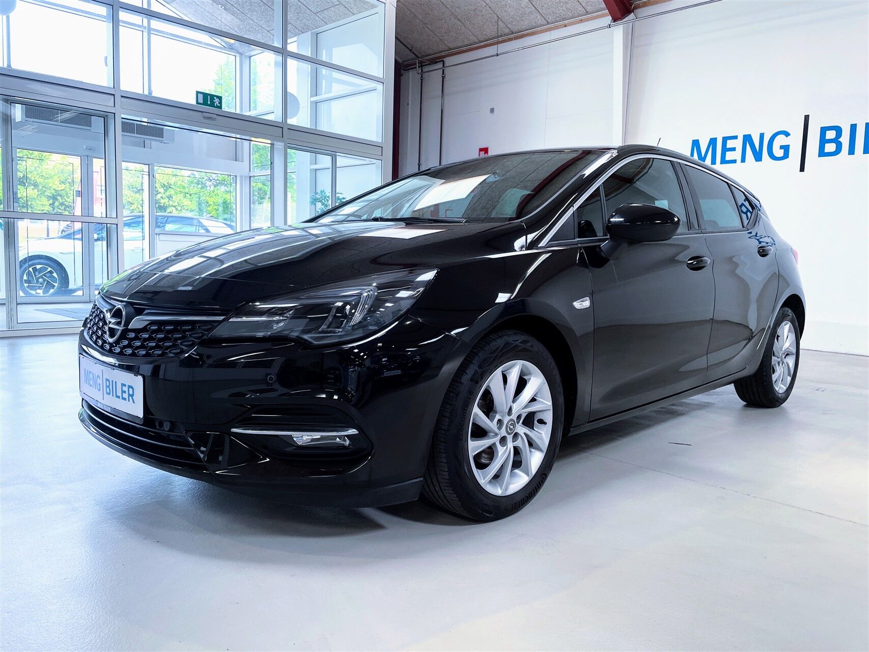 Billede af Opel Astra 1,2 Turbo Elegance 110HK 5d 6g