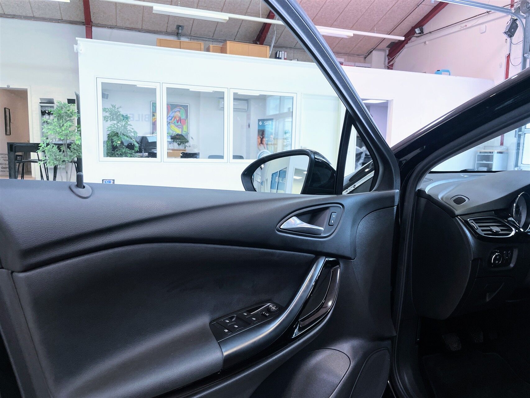 Billede af Opel Astra 1,2 Turbo Elegance 110HK 5d 6g