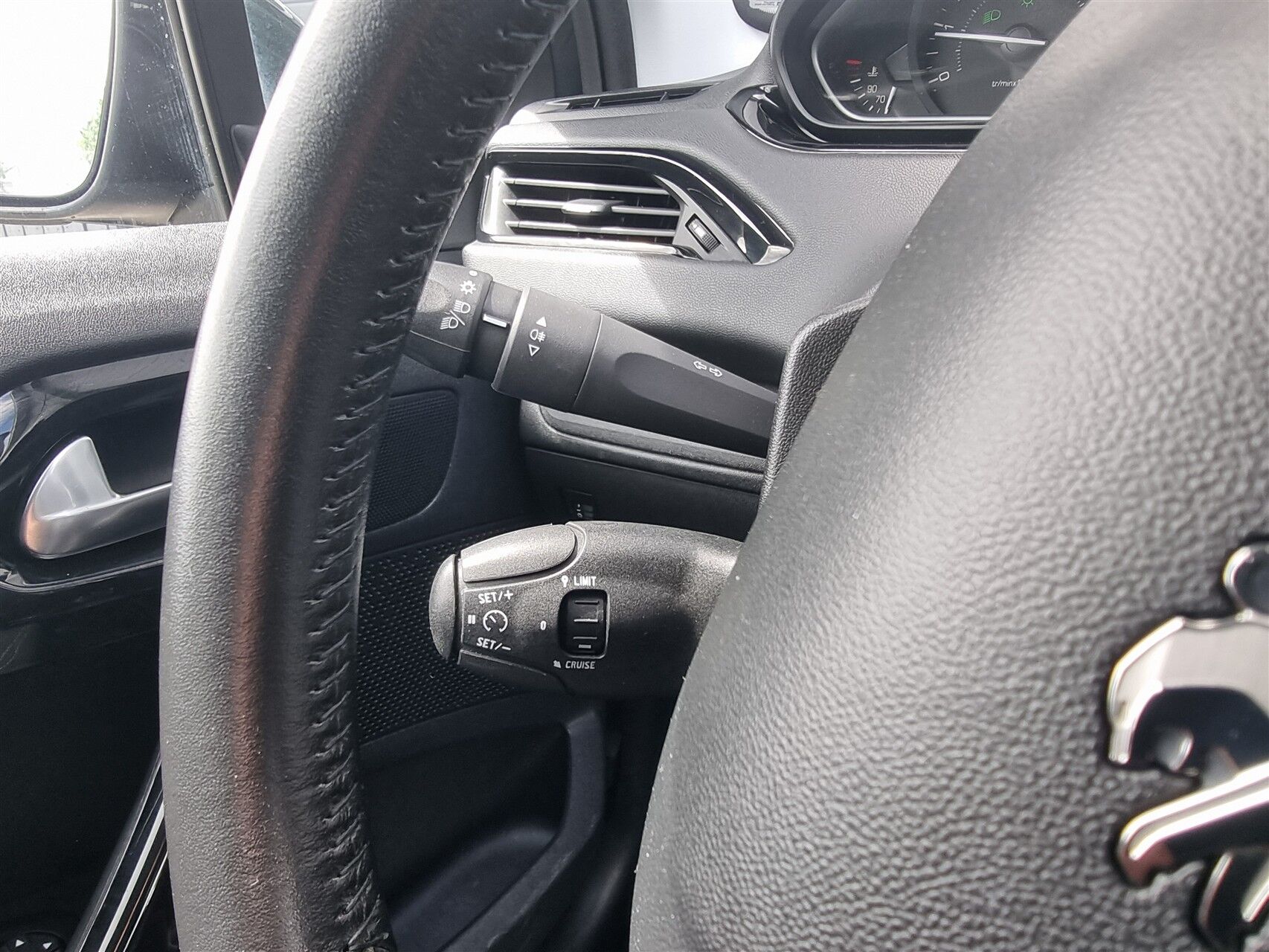 Billede af Peugeot 208 1,6 BlueHDi Active 100HK 5d