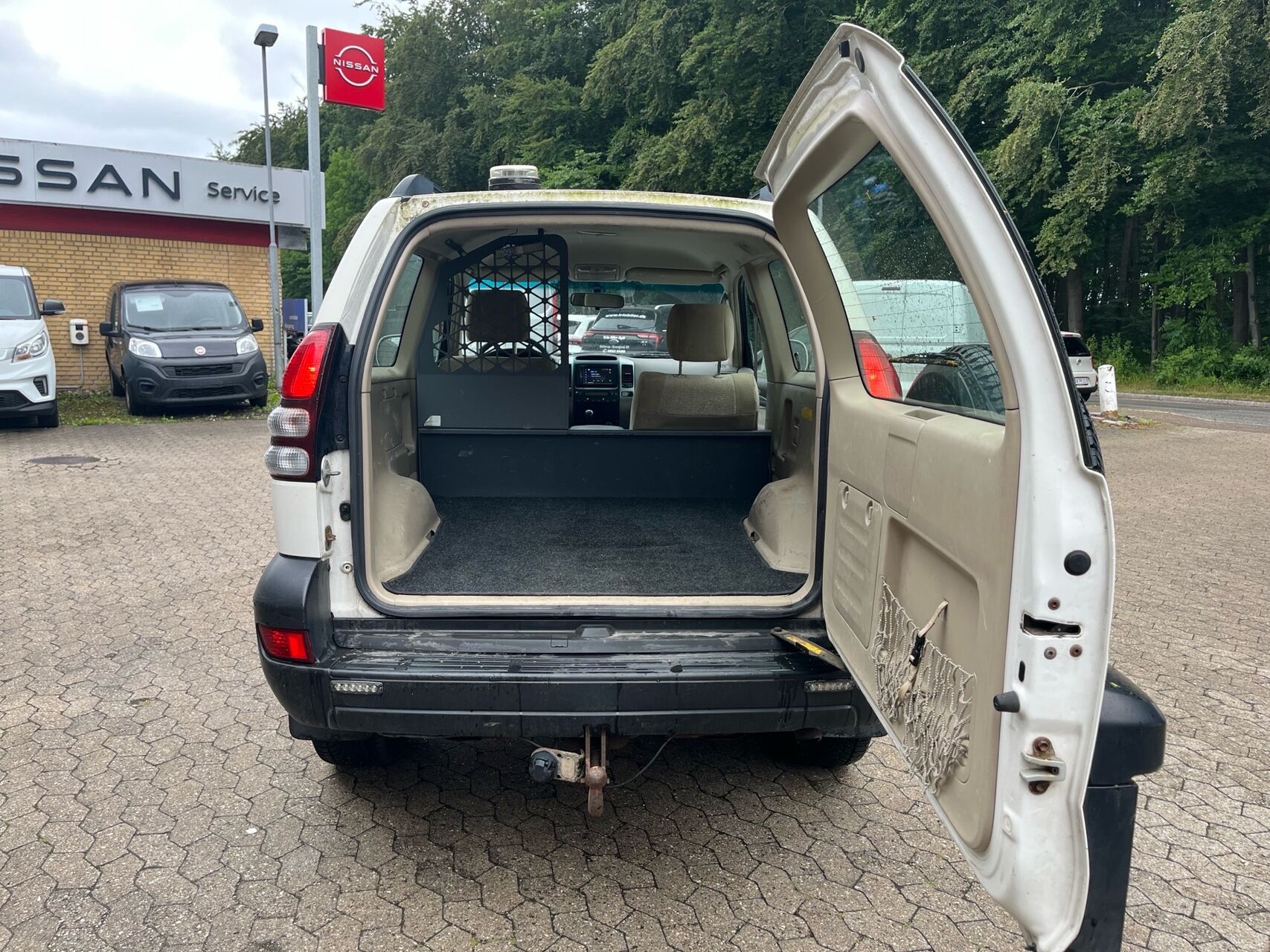 Billede af Toyota Landcruiser 3,0 D-4D 3D Van 166HK 3d
