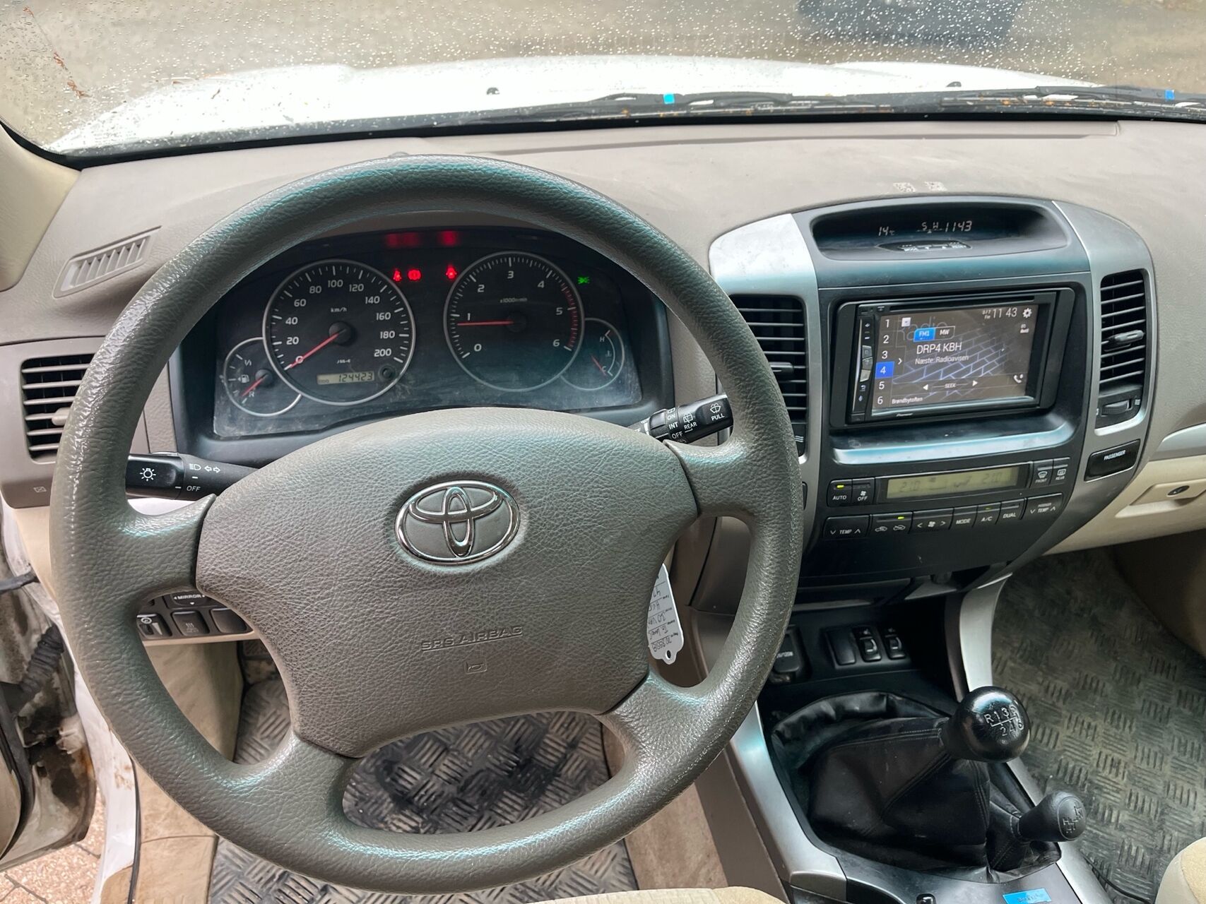 Billede af Toyota Landcruiser 3,0 D-4D 3D Van 166HK 3d