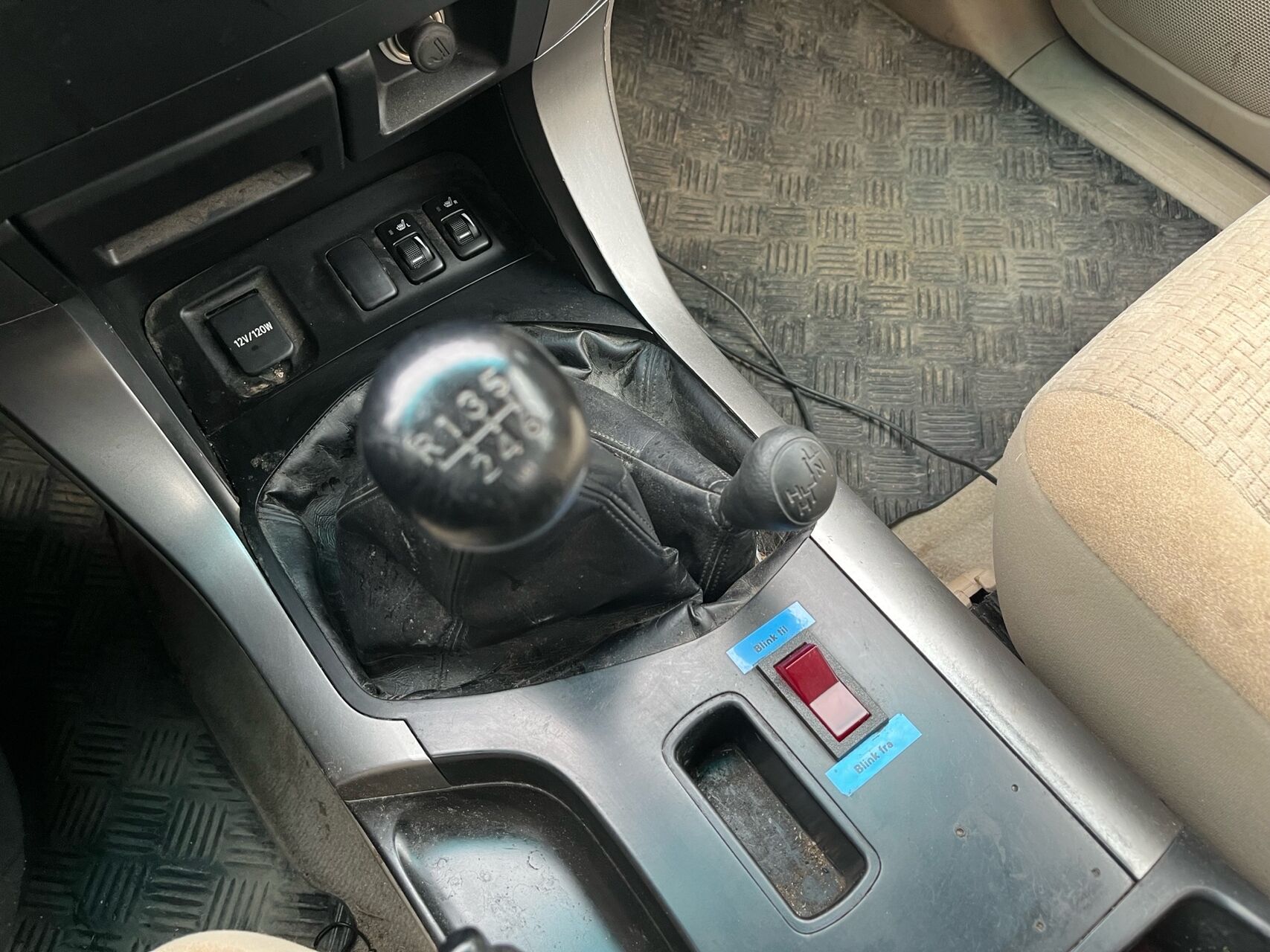 Billede af Toyota Landcruiser 3,0 D-4D 3D Van 166HK 3d