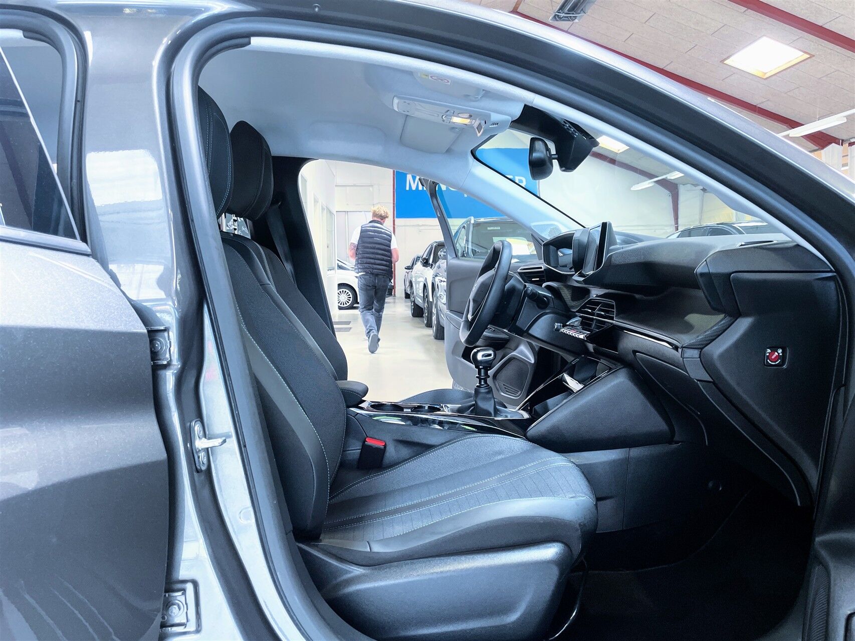 Billede af Peugeot 208 1,2 PureTech Allure Pack 100HK 5d 6g