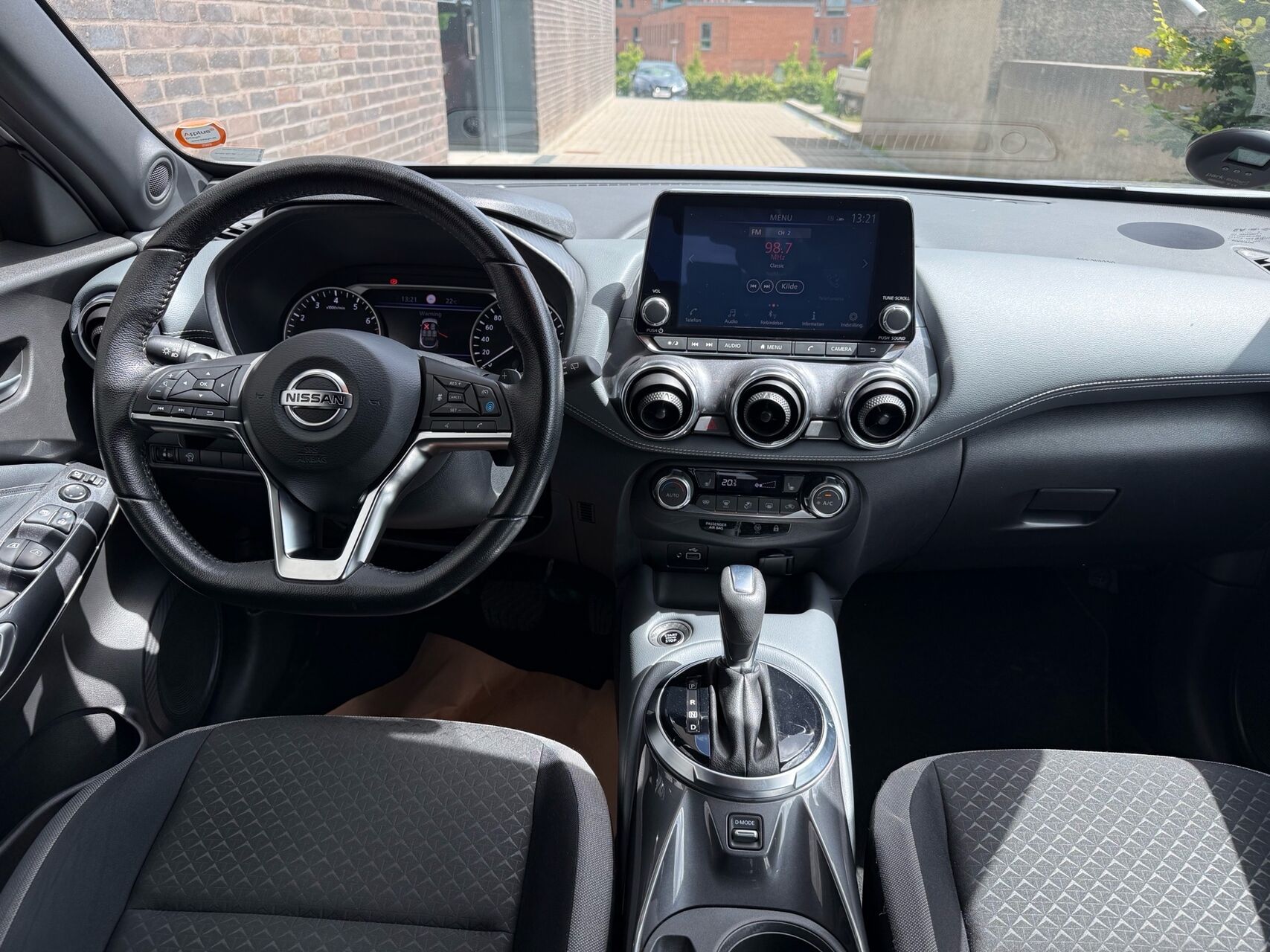 Billede af Nissan Juke 1,0 Dig-T N-Connecta DCT 117HK 5d 7g Aut.