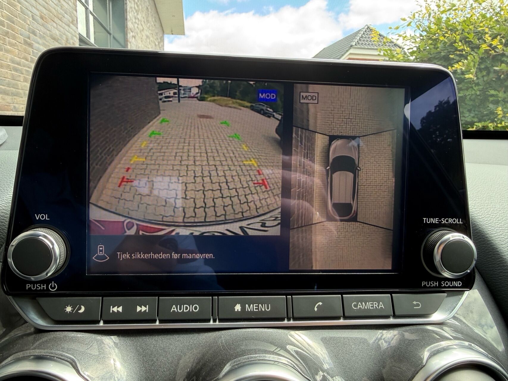 Billede af Nissan Juke 1,0 Dig-T N-Connecta DCT 117HK 5d 7g Aut.