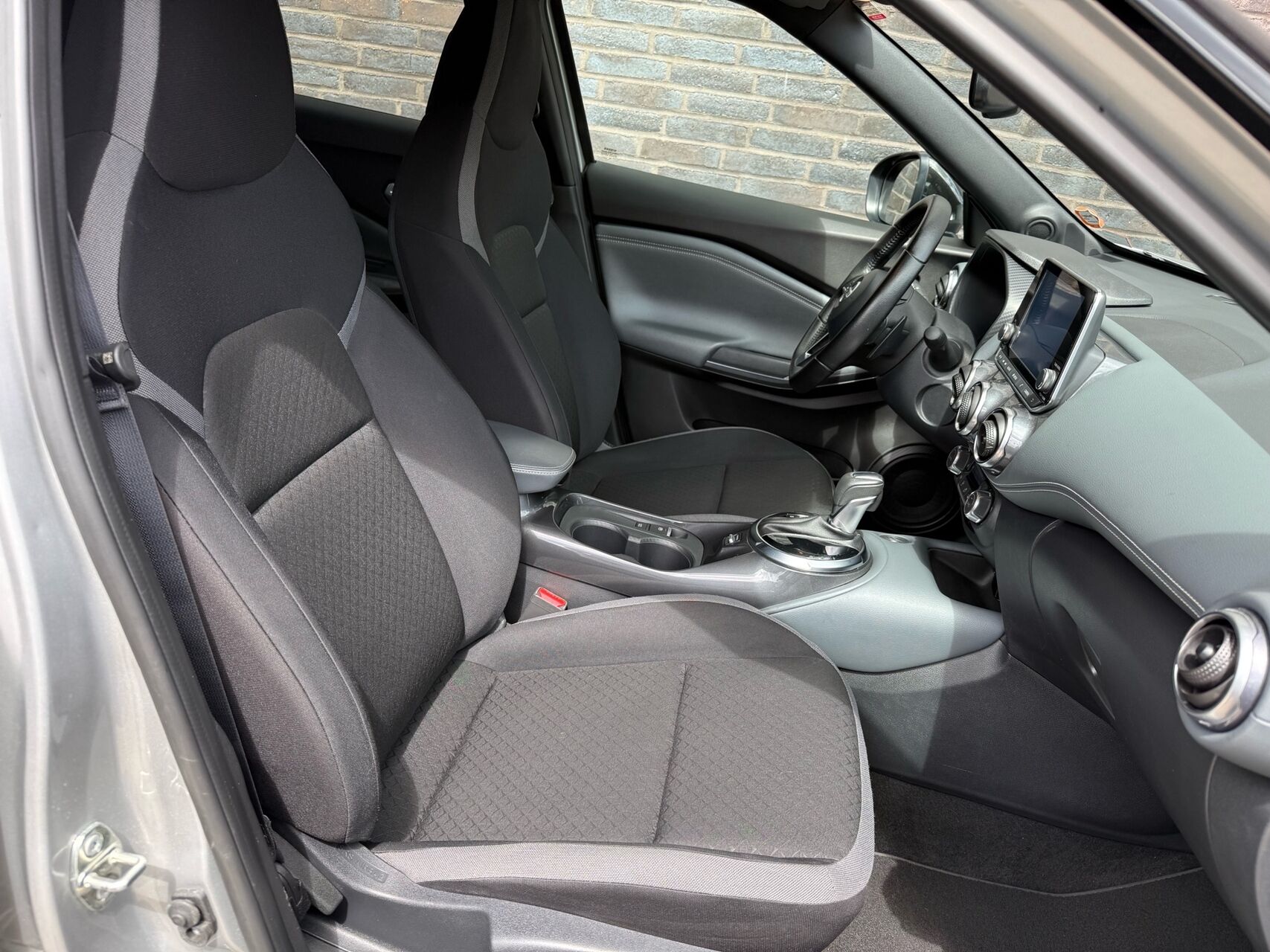 Billede af Nissan Juke 1,0 Dig-T N-Connecta DCT 117HK 5d 7g Aut.