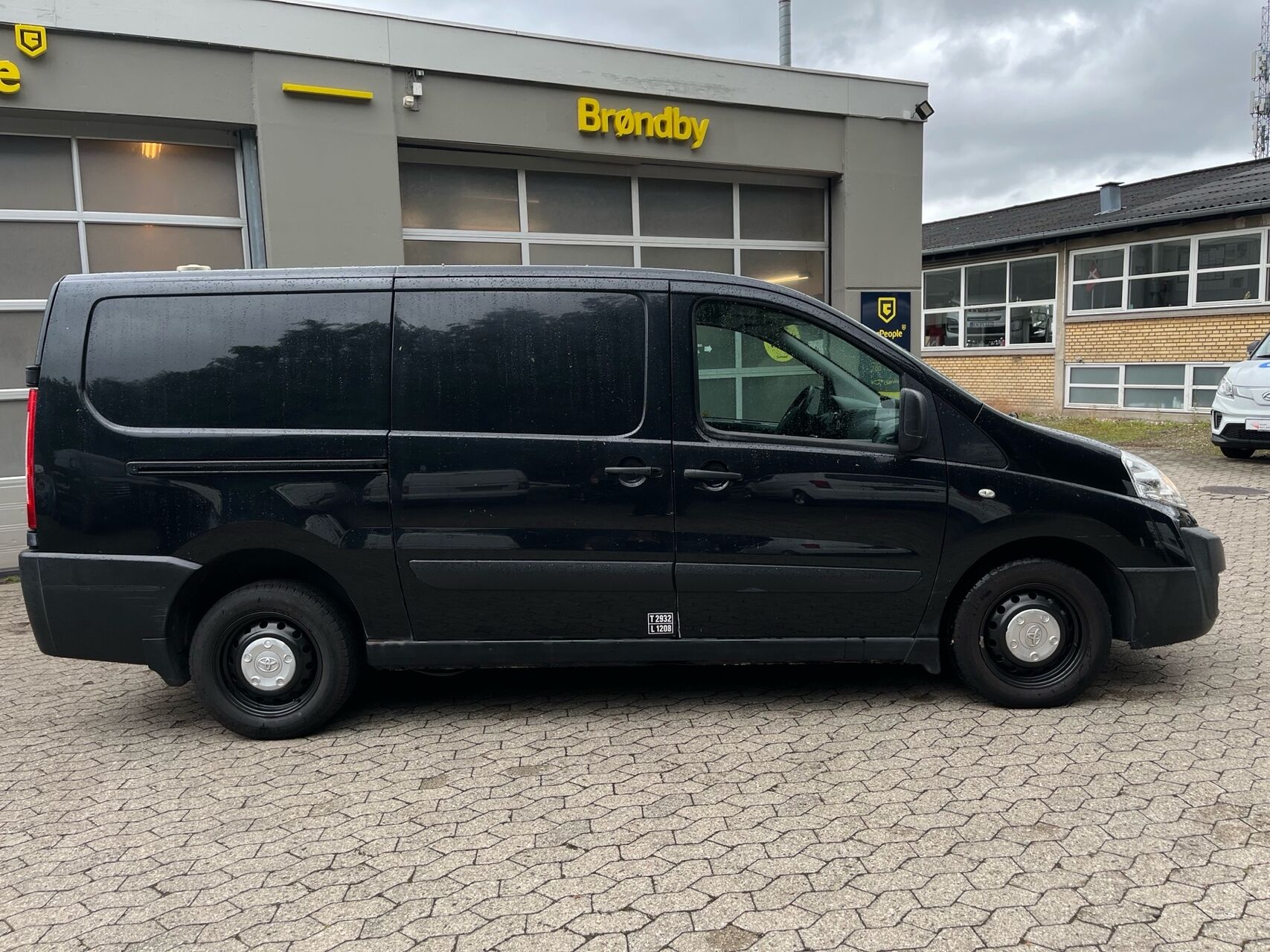 Billede af Toyota Proace L2H1 2,0 D T2 Splitbagdør 128HK Van 6g